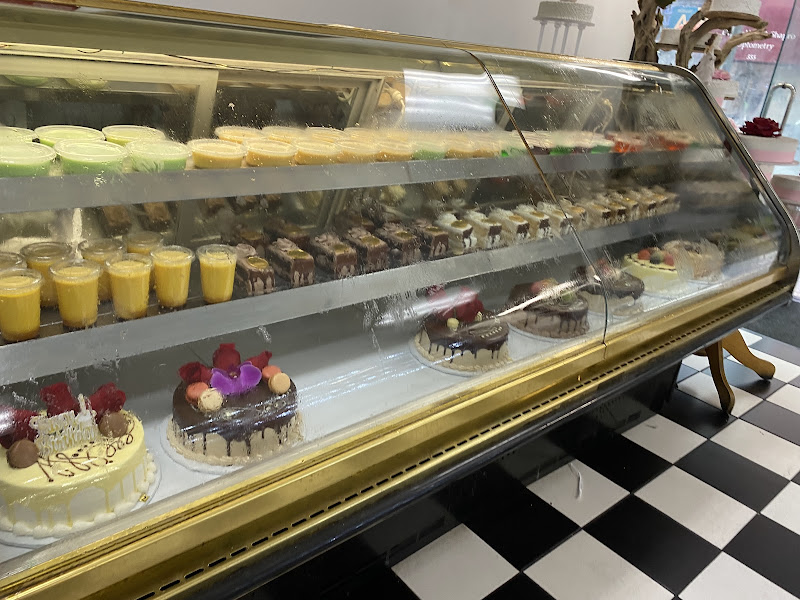 Gourmet LA Bakery 4