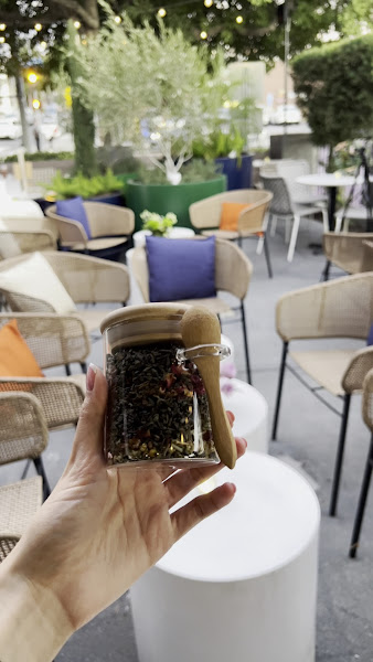 The Coffee Bean & Tea Leaf 2