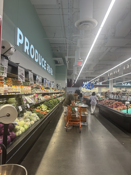 Zion Market 4