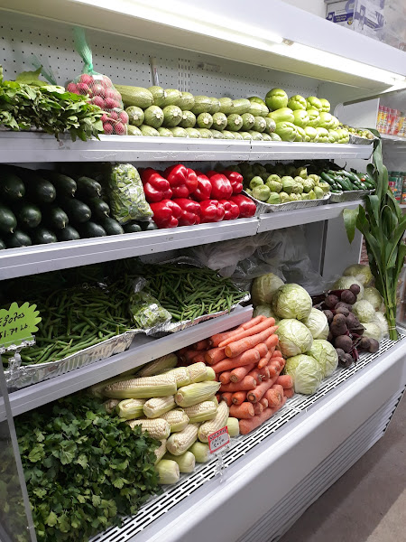 El Gallo Mini Market 4