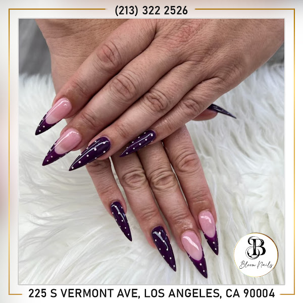Bloom Nails 4