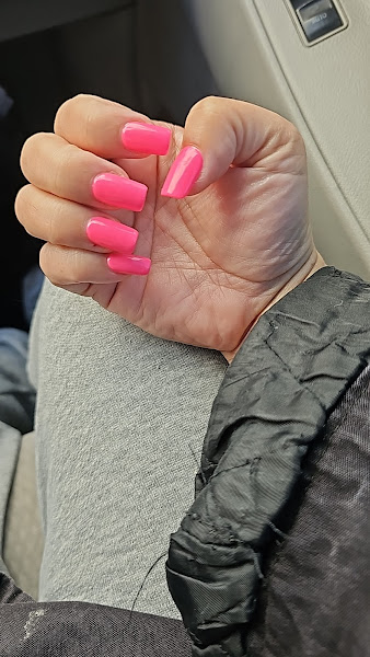 Le Nails 3