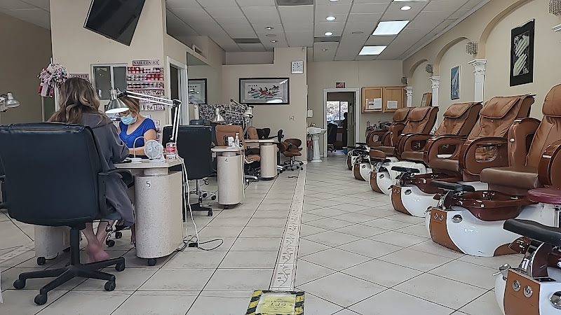 Kailyn Nails Spa