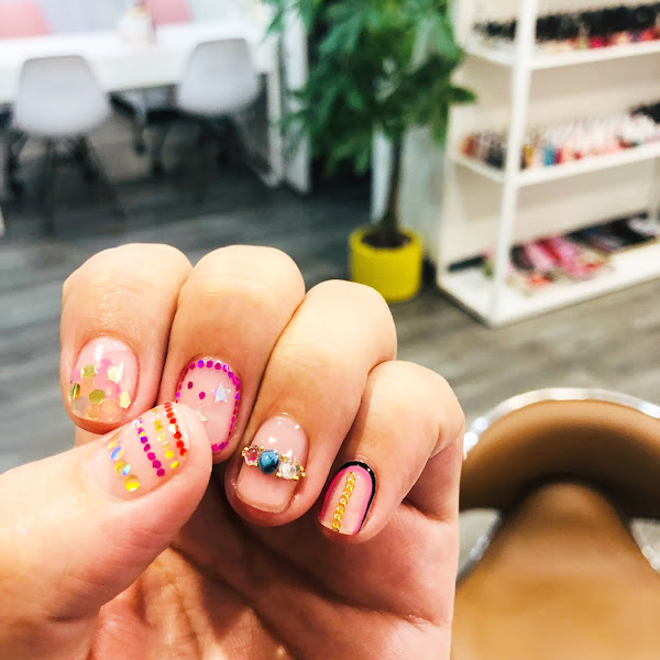 Honeybee Nails & Spa (Non- Toxic) 2
