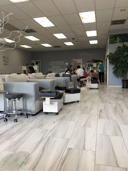 Lavish Nail Bar And Organic Spa 8pinkopi 3