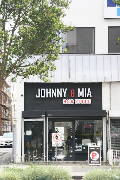 Johnny & Mia Hair Studio 2