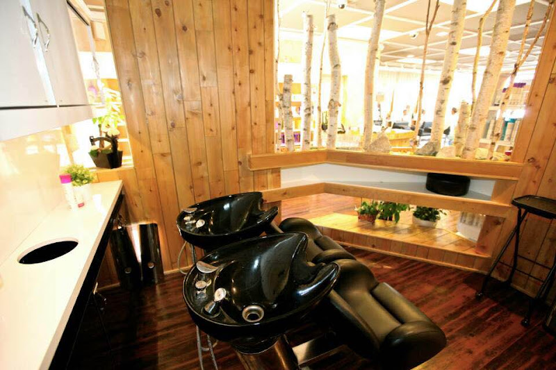 Humming Hair Boutique 4