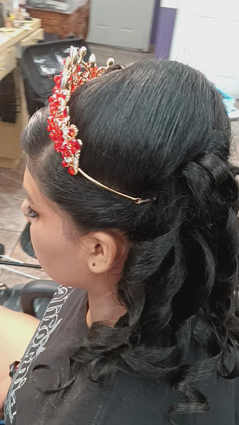 Eva's Beauty Salon and barber shop 2