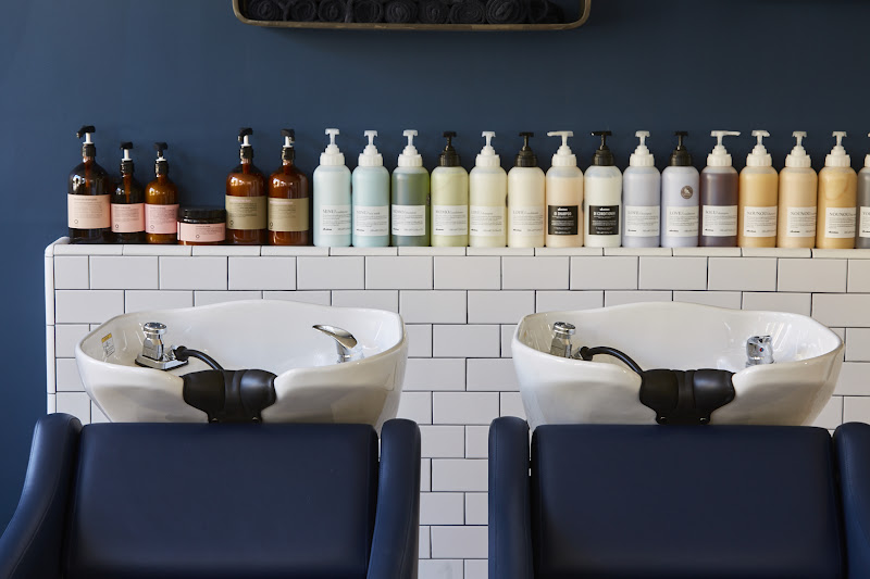 Blow Me Away organic salon & head spa 4