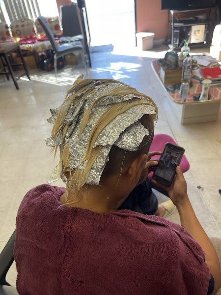 B & H Hair Design
