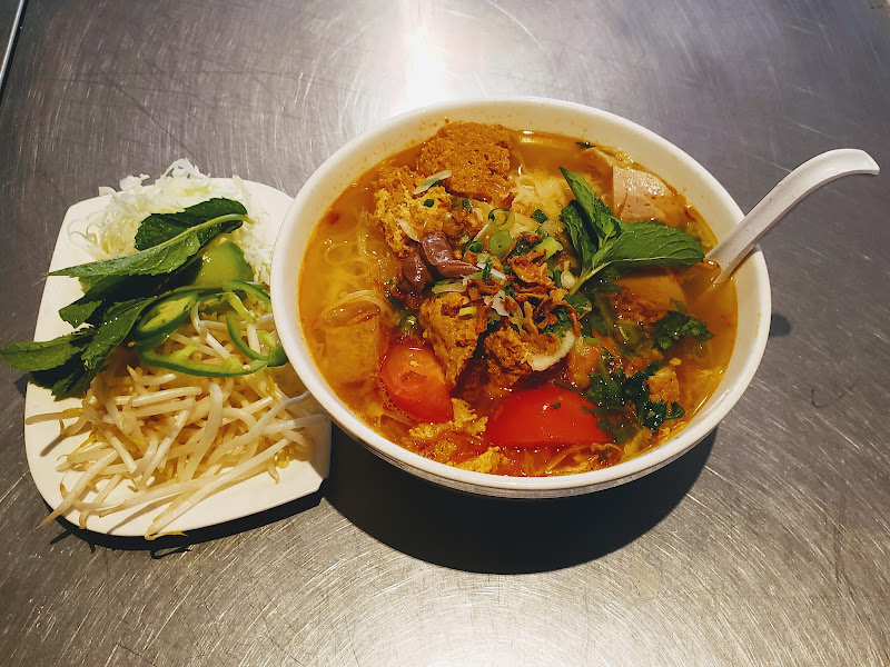 Ly's Vietnamese Cuisine 4