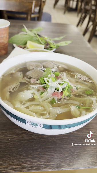 Golden Star Vietnamese Restaurant 2