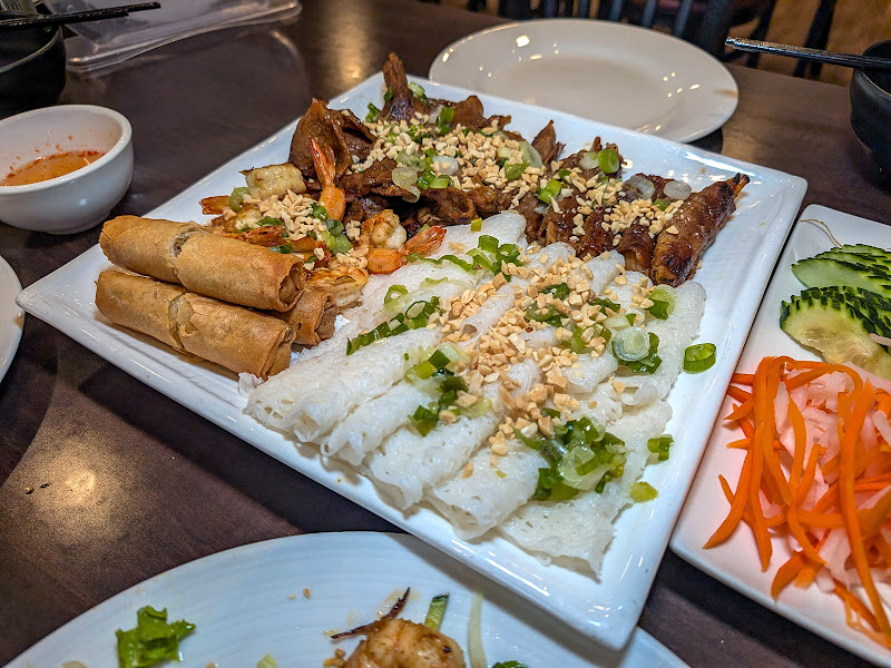 Saigon BBQ Noodle House 3