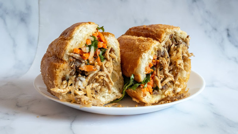Hello Sandwich & Noodle 5