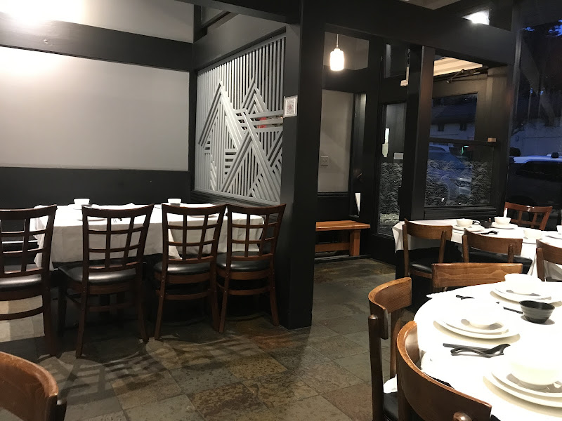 Anh Hong Restaurant 1