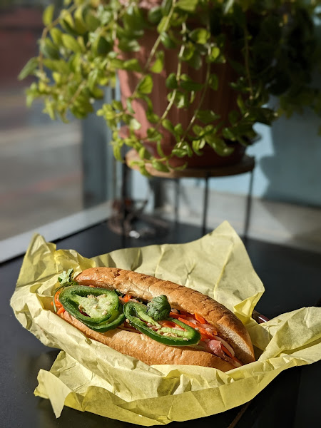 L & G Vietnamese Sandwich 3