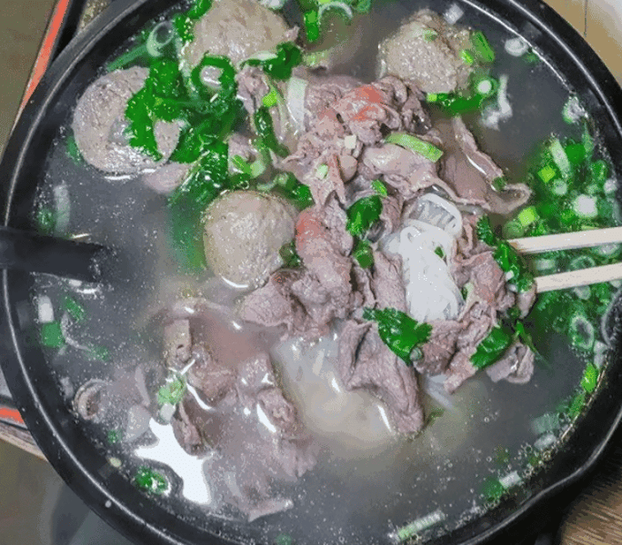 77 Chinese & Vietnamese Cuisine 4
