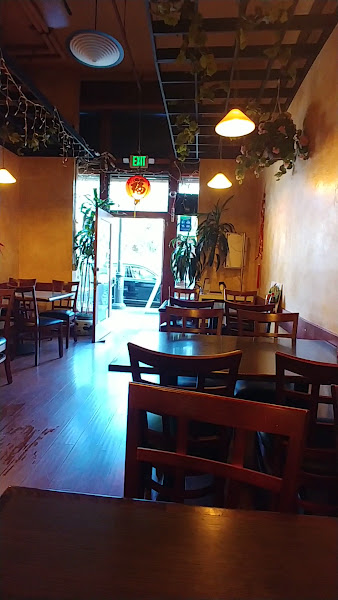 Sunflower Vietnamese Restaurant & Hawaiian Barbecue 2