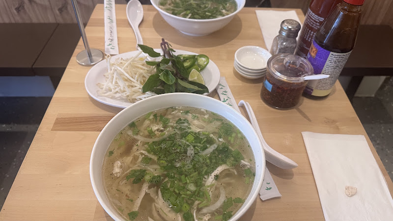 Pho Divis 4