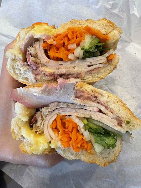 Banh Mi A Mui 3