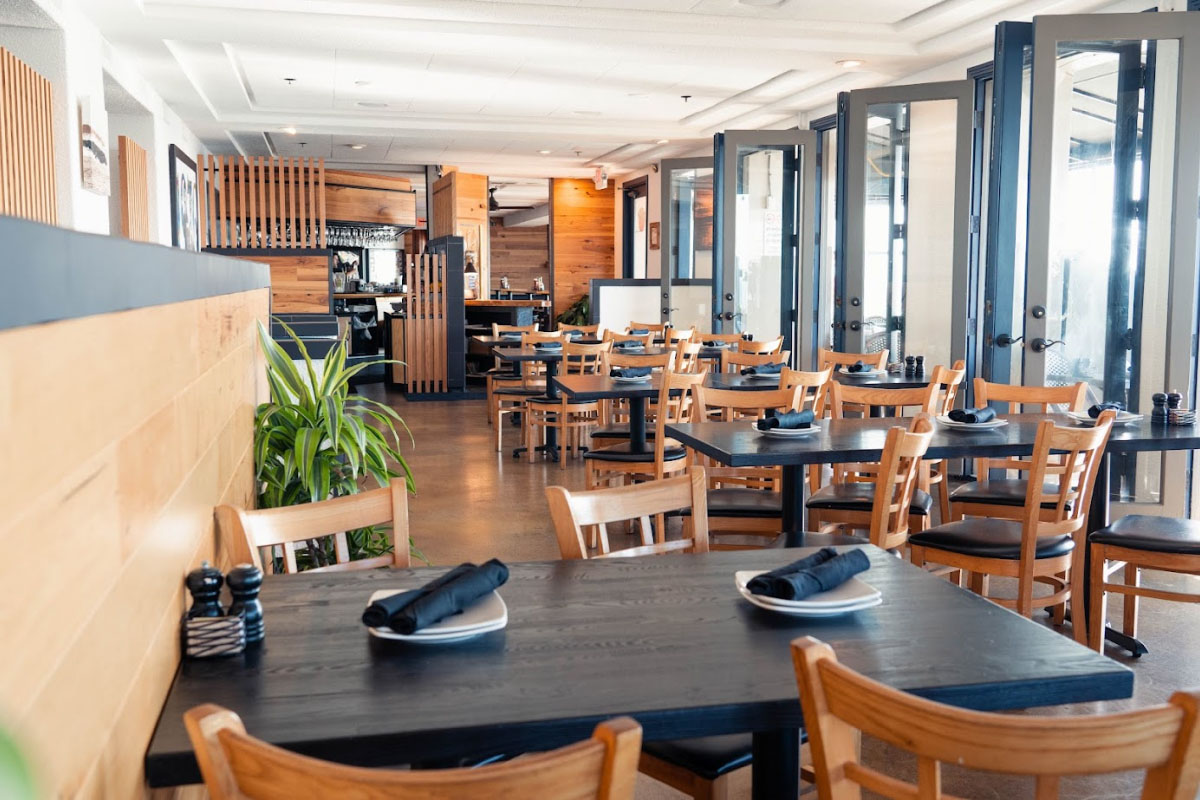 Dini's By The Sea 2