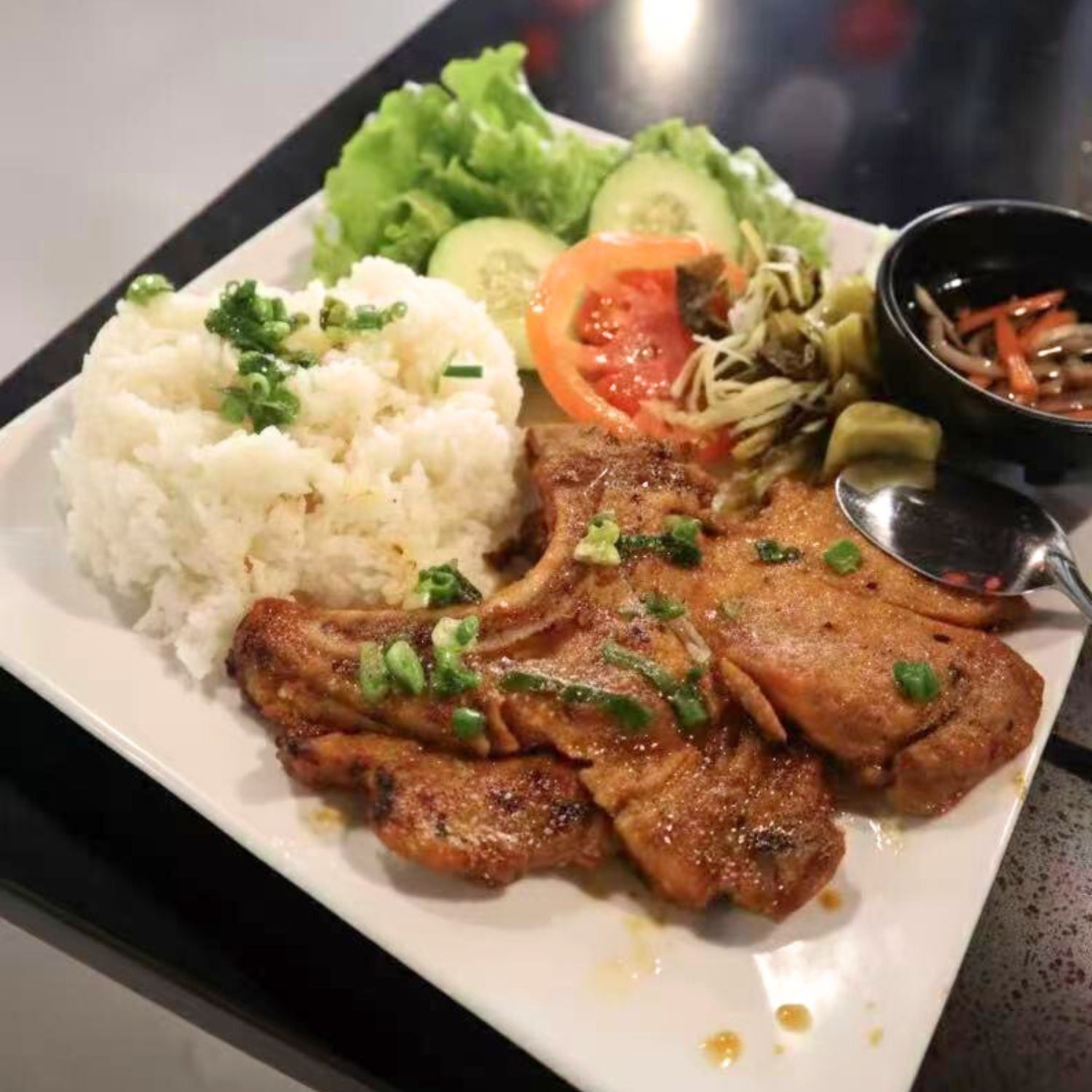 Pho Luu 4