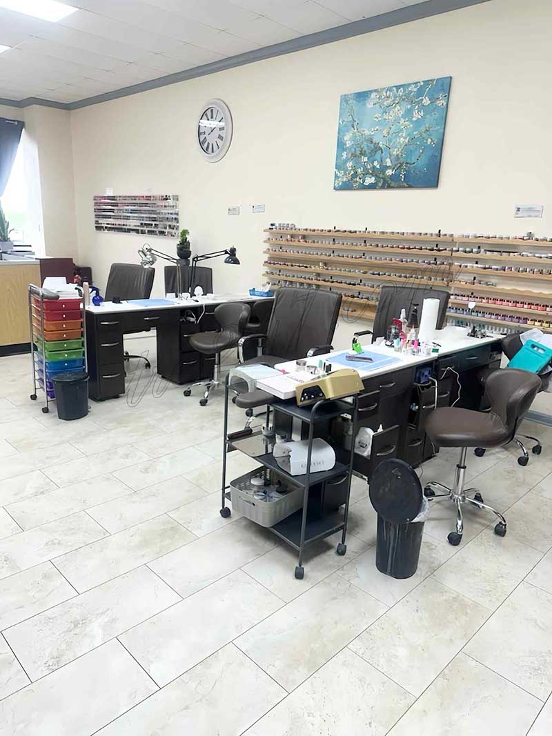 Sang Tiệm Nail Ở Birmingham AL 35235 Gía Rẻ