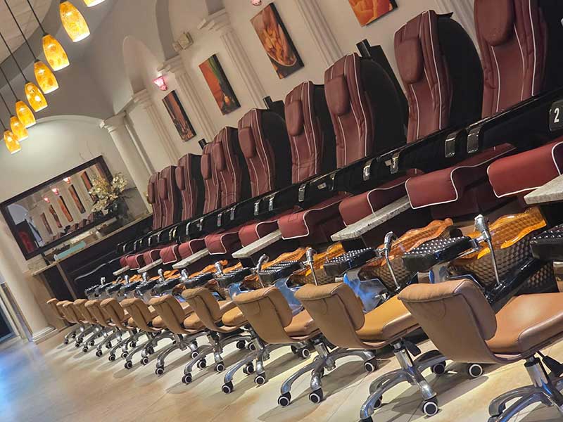 Cần Sang Tiệm Nail and Nhà Hàng hoặc Cho Thuê Good Location Tại Orlando, Florida – Cơ Hội Good Income