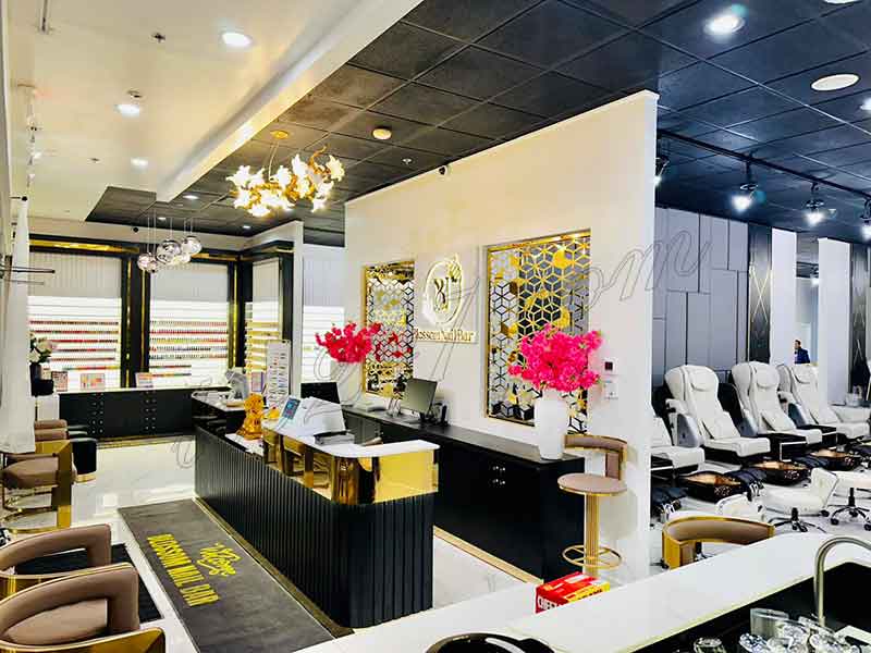 Cần Thợ Nails Khu Đông Khách In Springfield OH