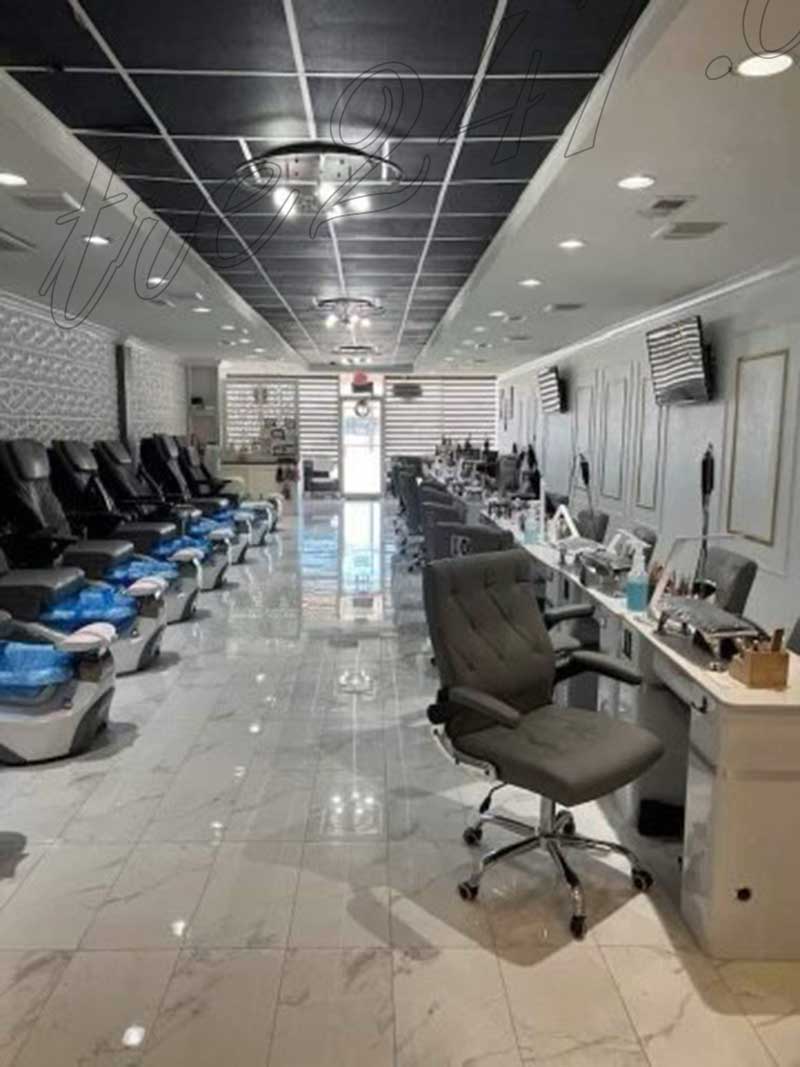 Cần Thợ Và Bán Tiệm Nail Đông Khách In Midland TX