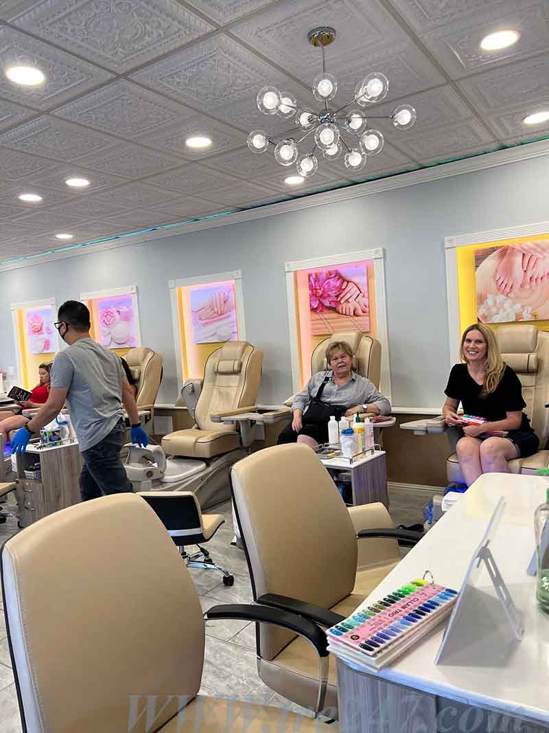 Cần Bán 2 Tiệm Nails ở Jackson & Tiệm ở Roseville California