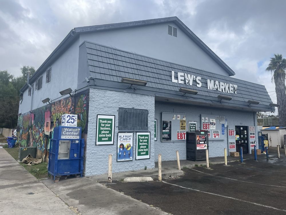 Lew’s Market