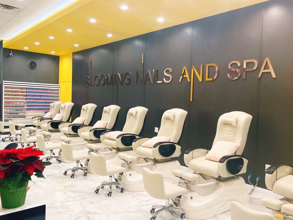 Blooming Nails & Spa